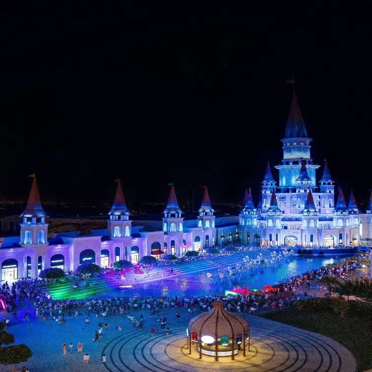 Antalya: Land of Legends Night Show with Hotel Transfers 2