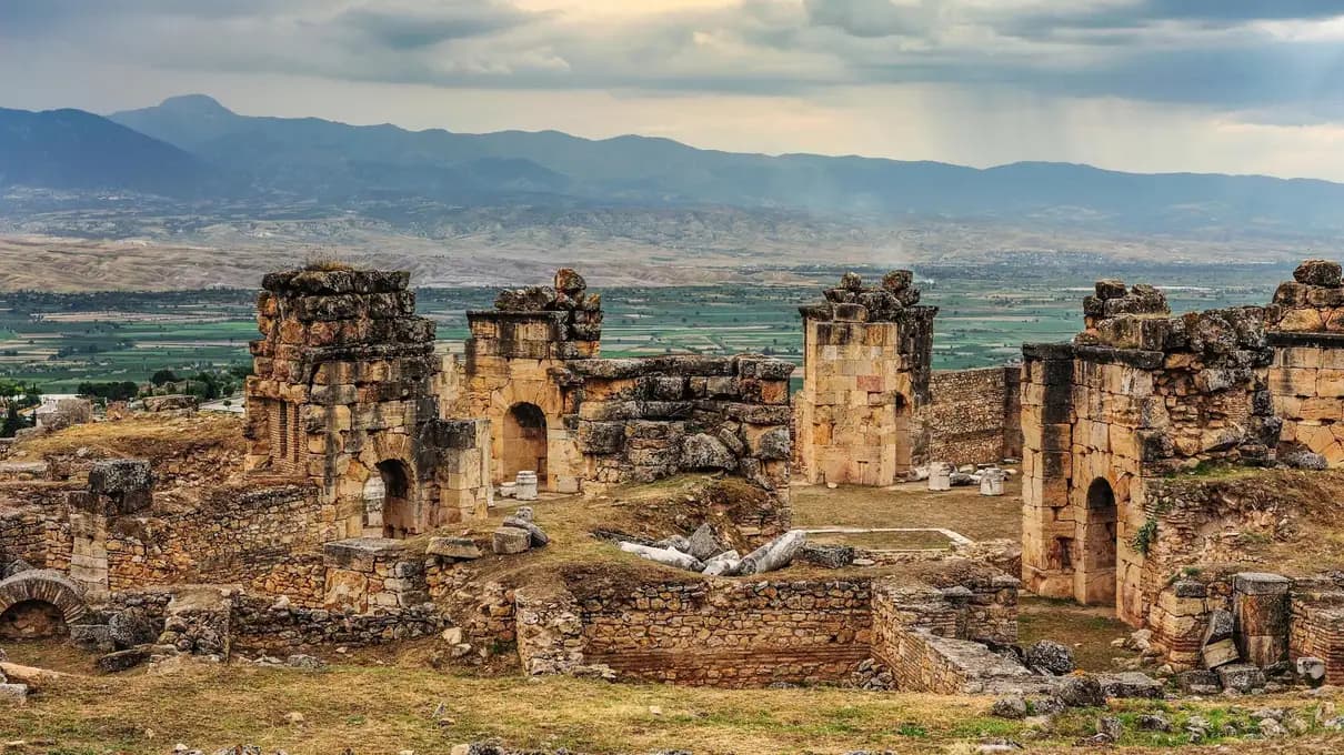 From Alanya: Pamukkale and Hierapolis Day Trip with Lunch 6