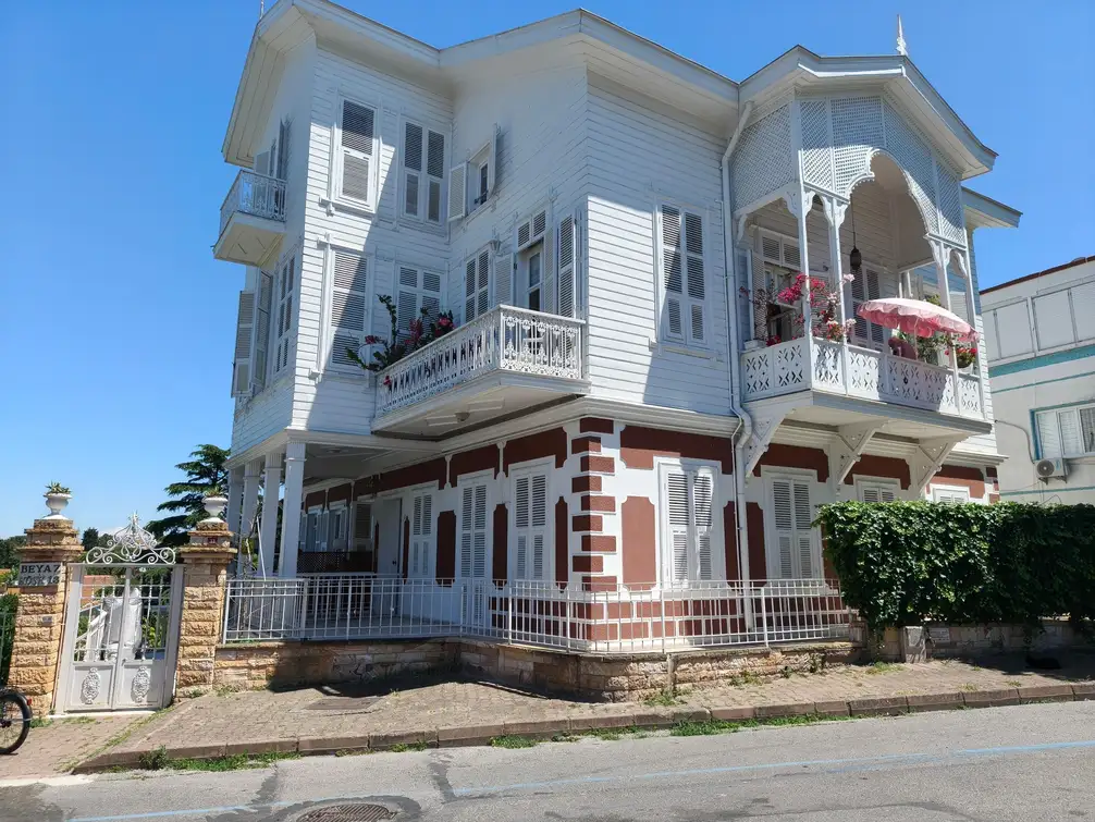 Princes Island Full Day Tour - Kınalı & Büyükada 1