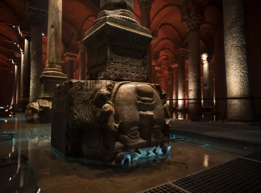 Istanbul Combo:Basilica Cistern, Topkapi &Hagia Sophia+Audio 6