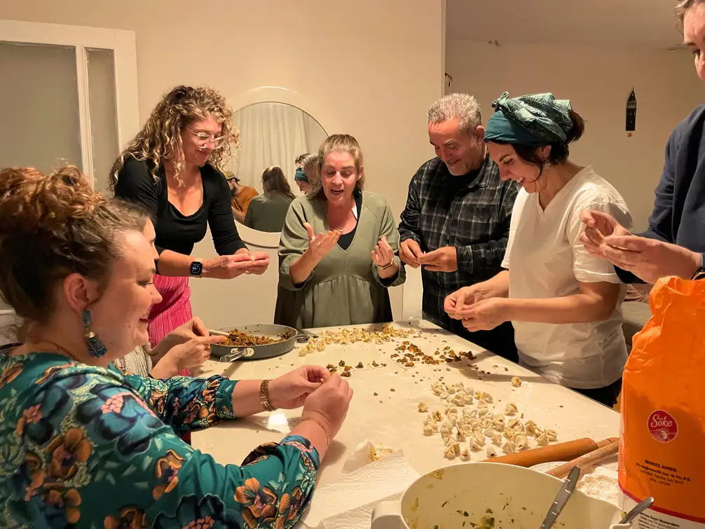 Istanbul: Vegan/Vegetarian Home Cooking with a Local Mom 3