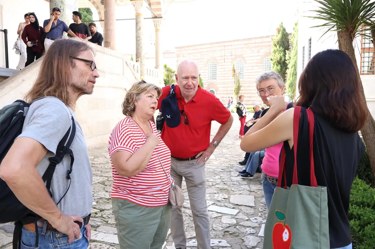 Topkapi Palace & Harem Tour (Small Group & Fast Track Entry) 3