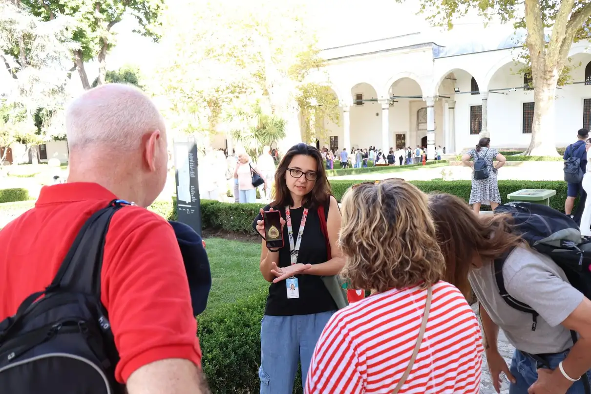 Topkapi Palace & Harem Tour (Small Group & Fast Track Entry) 2