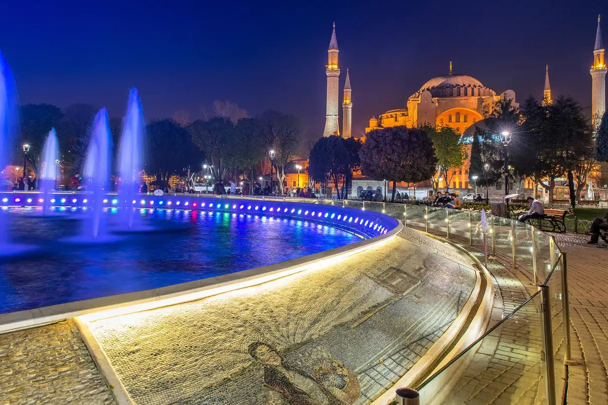 Istanbul: Full-Day Highlights Tour with Guide and Lunch 1