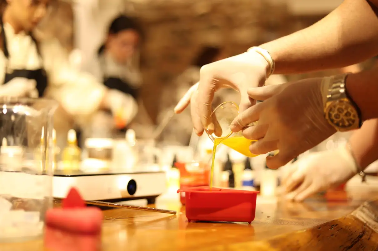Istanbul: Soap Making Workshop with a Craftsman in Old City 2