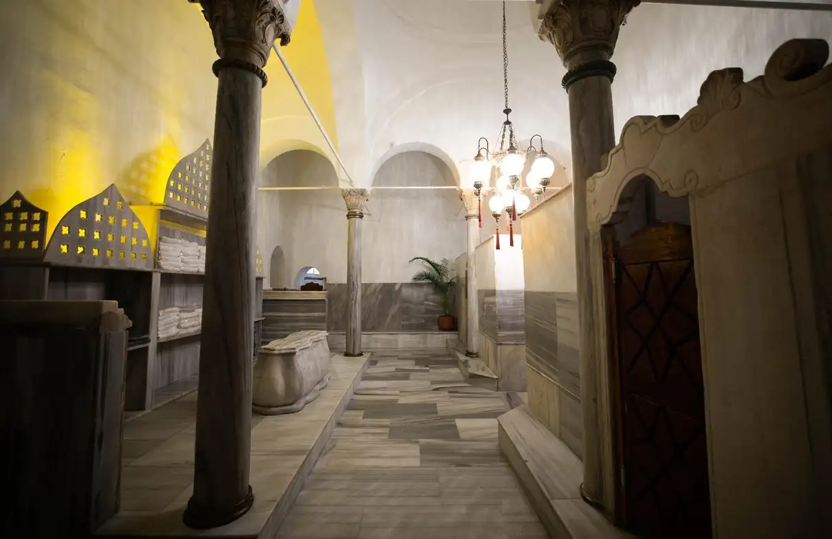 Istanbul: Cagaloglu Hamam Experience 3