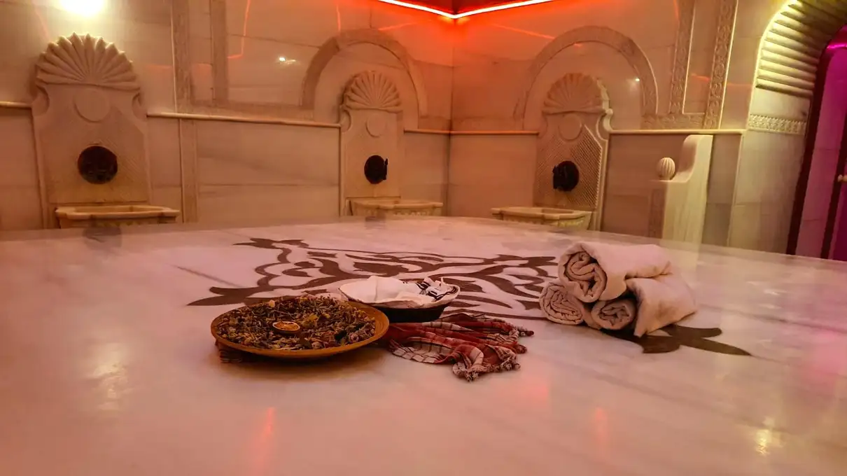 Istanbul: Acemoglu Historical Turkish Bath w/Private Options