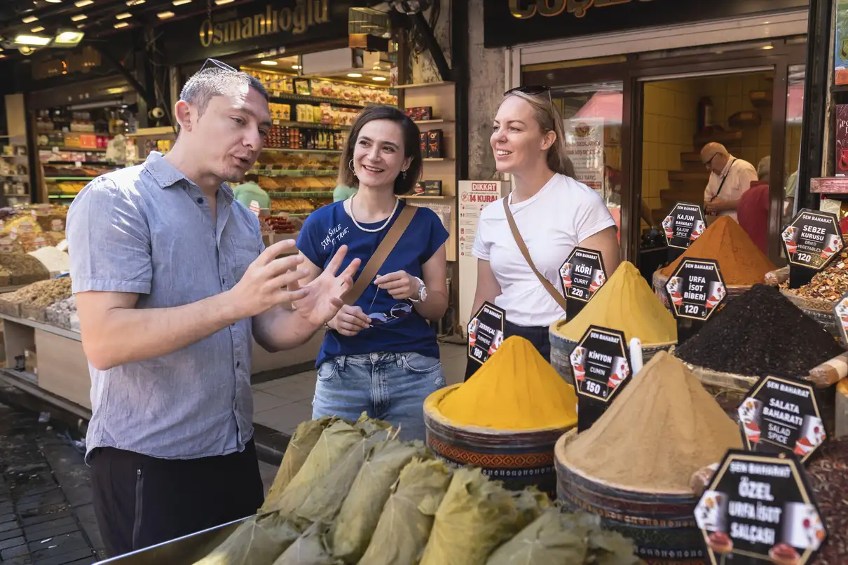 Istanbul: Guided Food Tour with 20+ Tastings on 2 Continents 2